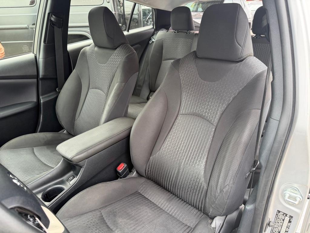 Toyota Prius Two 2018