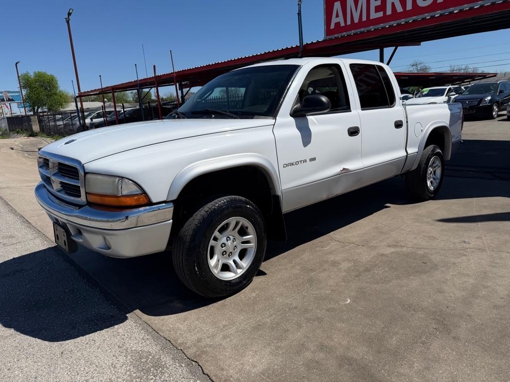 Dodge Dakota Quad Cab 4WD 2001