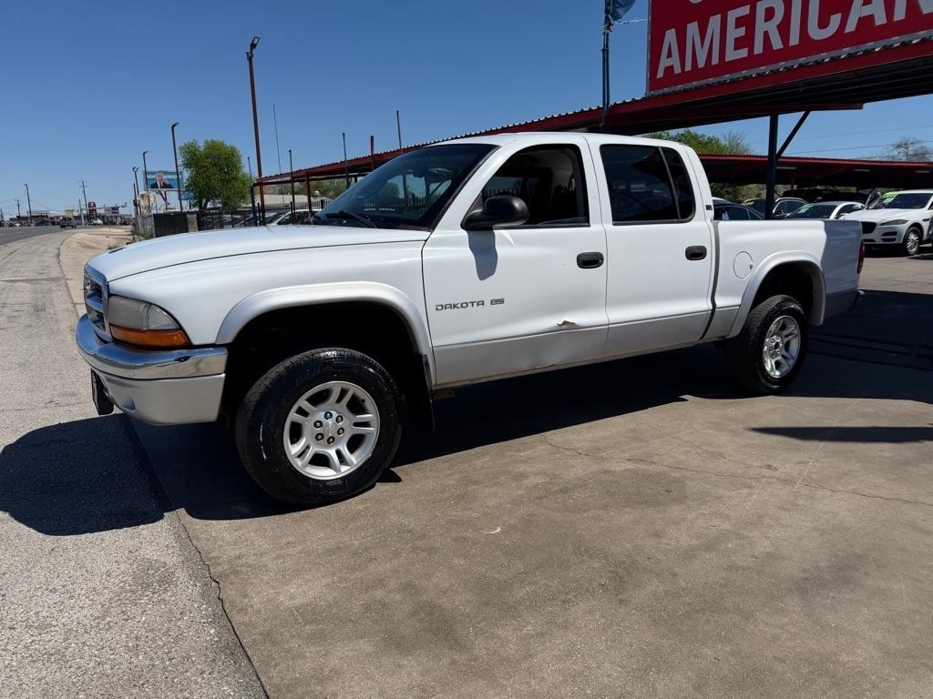 Dodge Dakota Quad Cab 4WD 2001