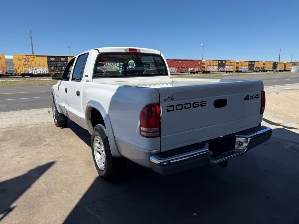 Dodge Dakota Quad Cab 4WD 2001