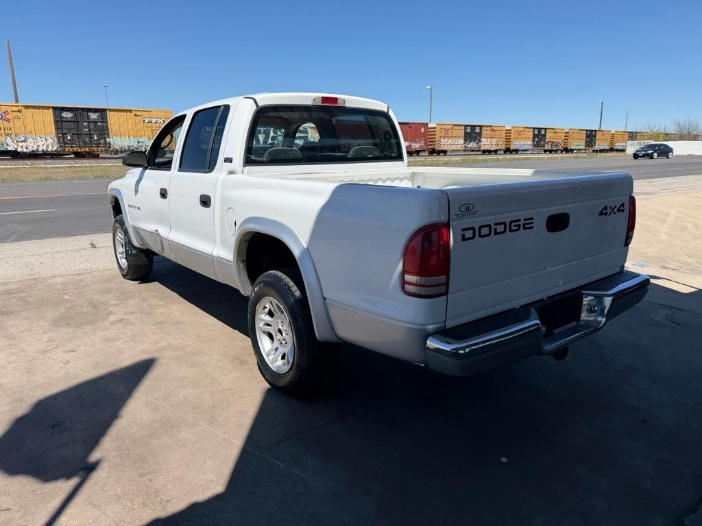 Dodge Dakota Quad Cab 4WD 2001