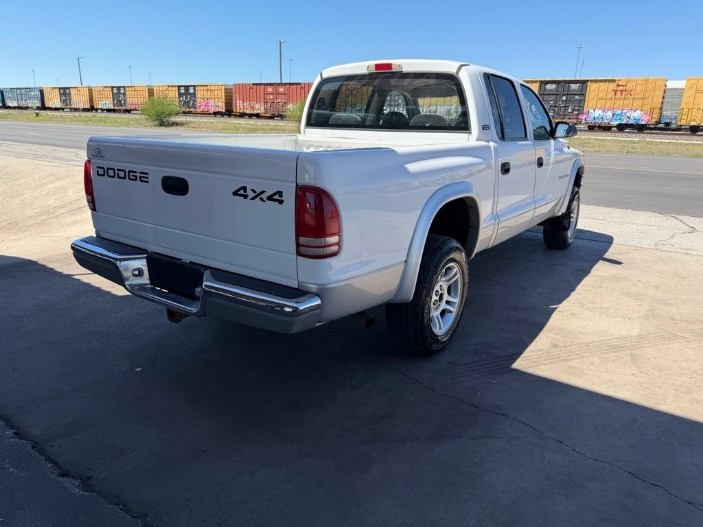 Dodge Dakota Quad Cab 4WD 2001