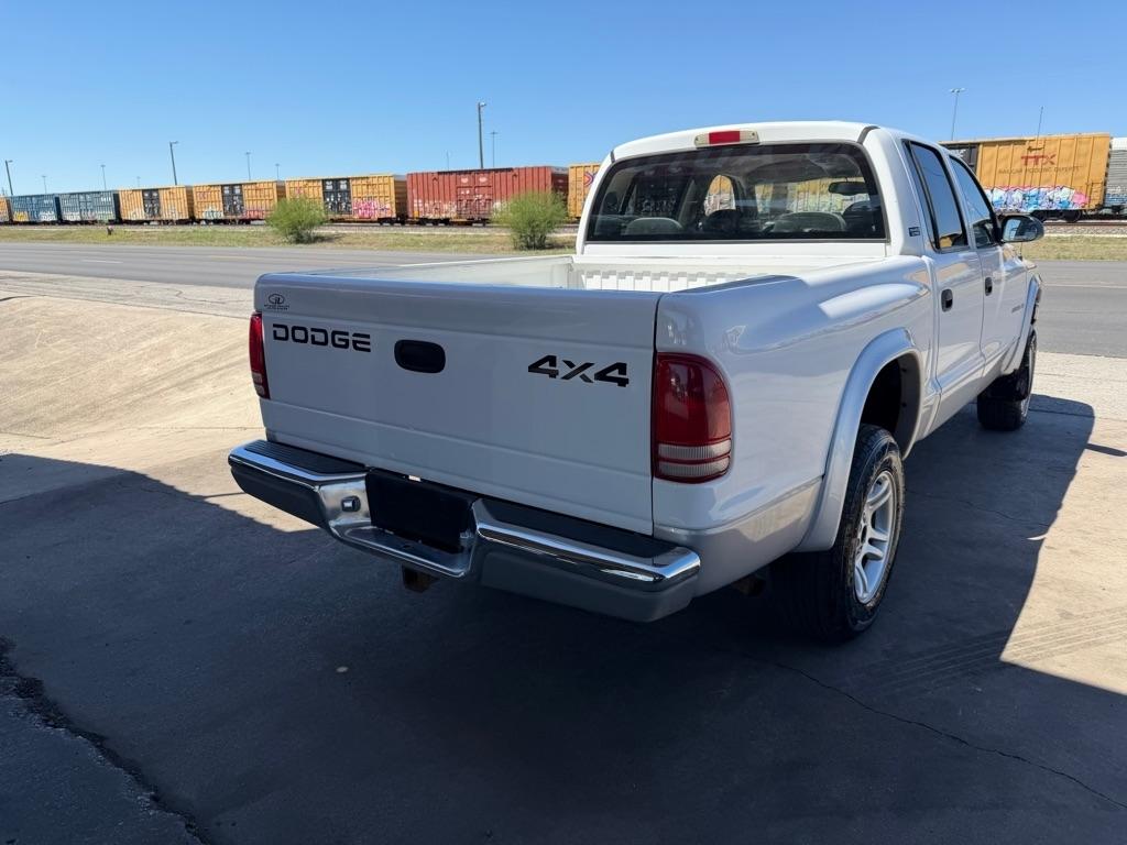 Dodge Dakota Quad Cab 4WD 2001