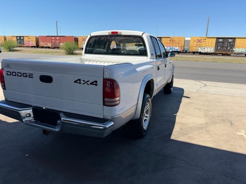 Dodge Dakota Quad Cab 4WD 2001