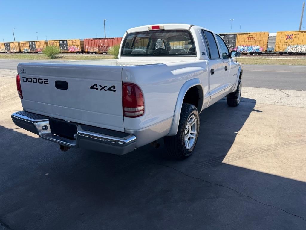 Dodge Dakota Quad Cab 4WD 2001