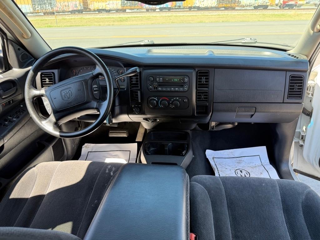 Dodge Dakota Quad Cab 4WD 2001