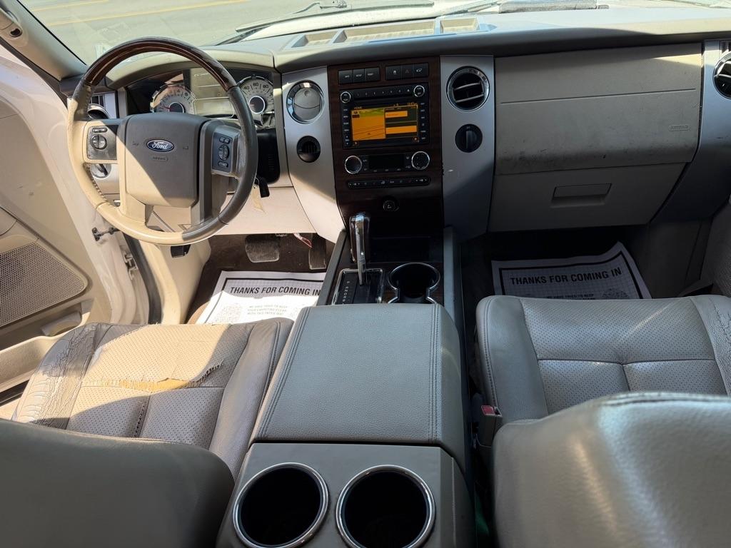 Ford Expedition EL Limited 2WD 2010