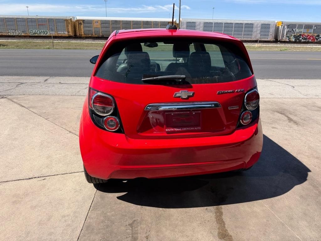 Chevrolet Sonic LTZ Auto 5-Door 2015