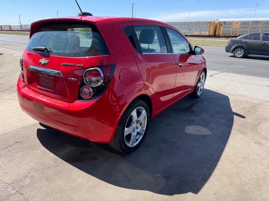 Chevrolet Sonic LTZ Auto 5-Door 2015