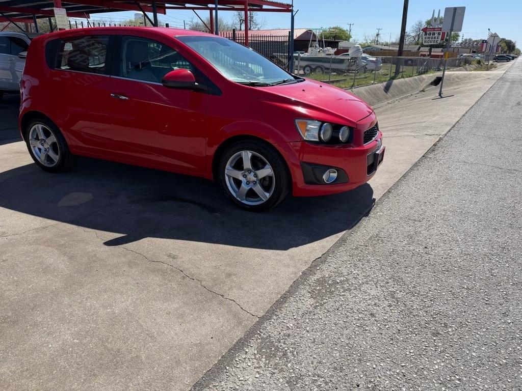 Chevrolet Sonic LTZ Auto 5-Door 2015