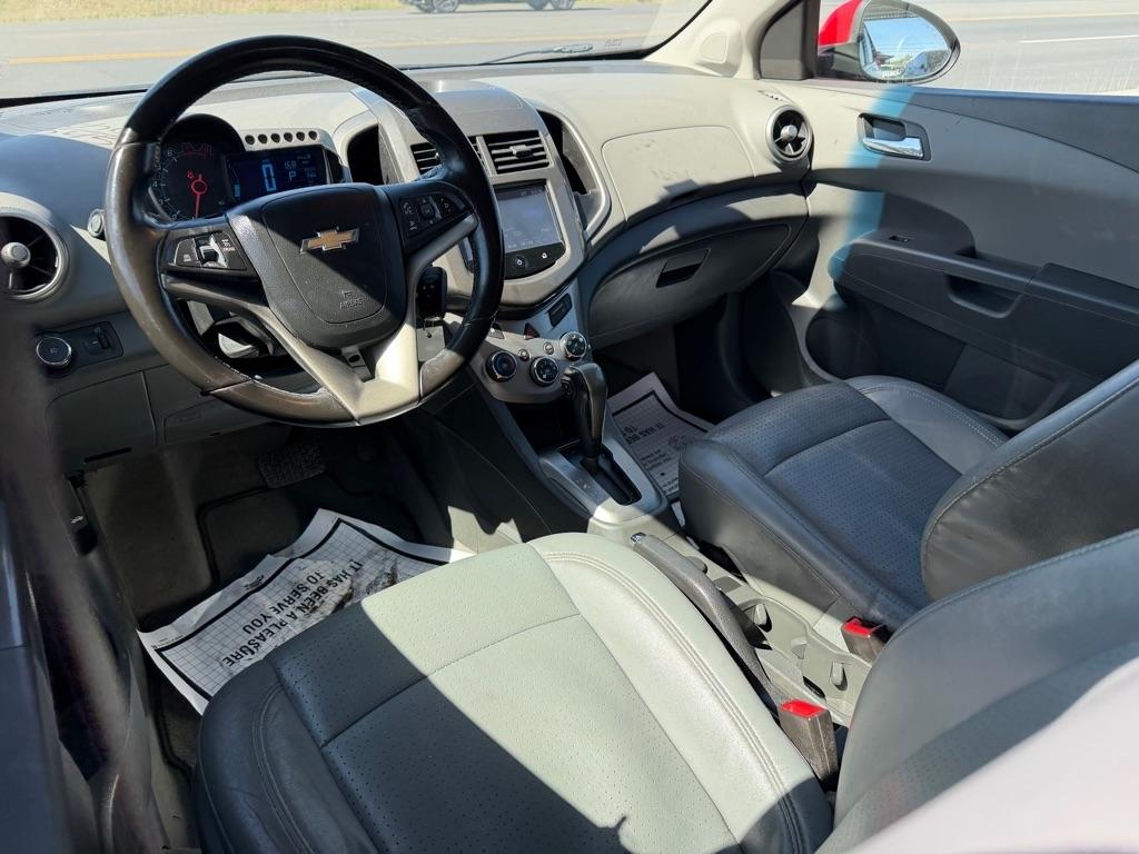 Chevrolet Sonic LTZ Auto 5-Door 2015