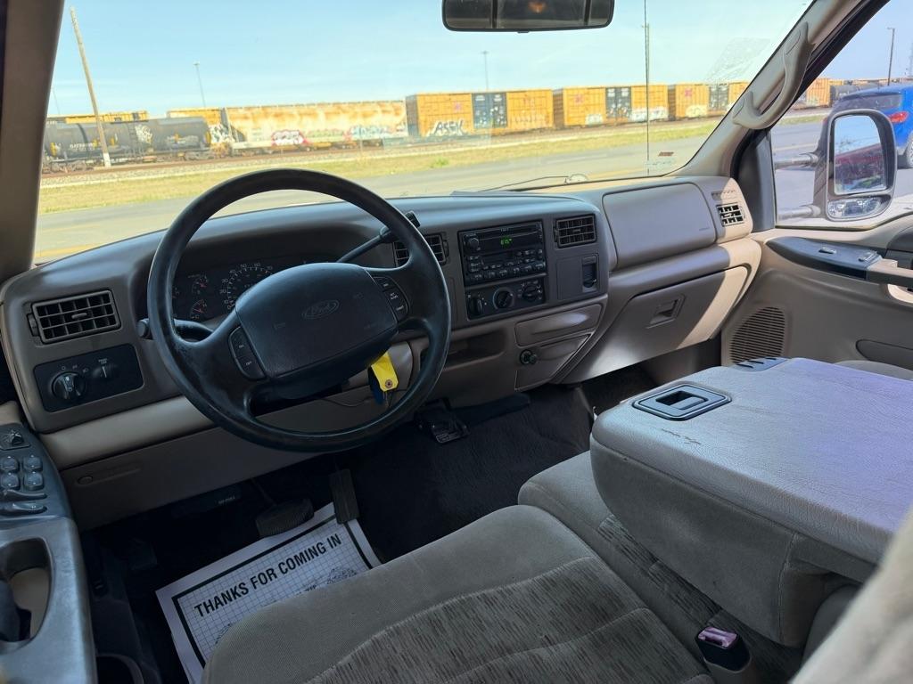 Ford F-250 SD XL Crew Cab SWB 2WD 1999