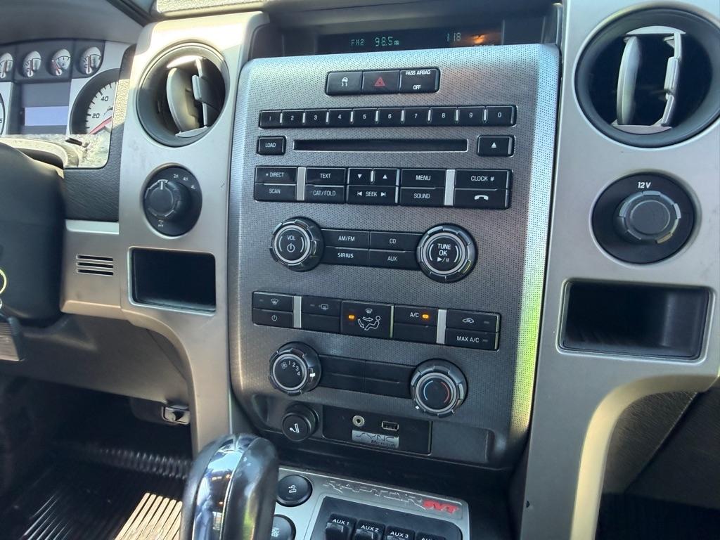 Ford F-150 XL SuperCab 8-ft. Bed 4WD 2010