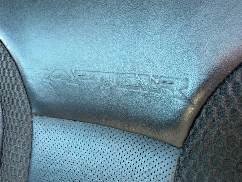 Ford F-150 XL SuperCab 8-ft. Bed 4WD 2010