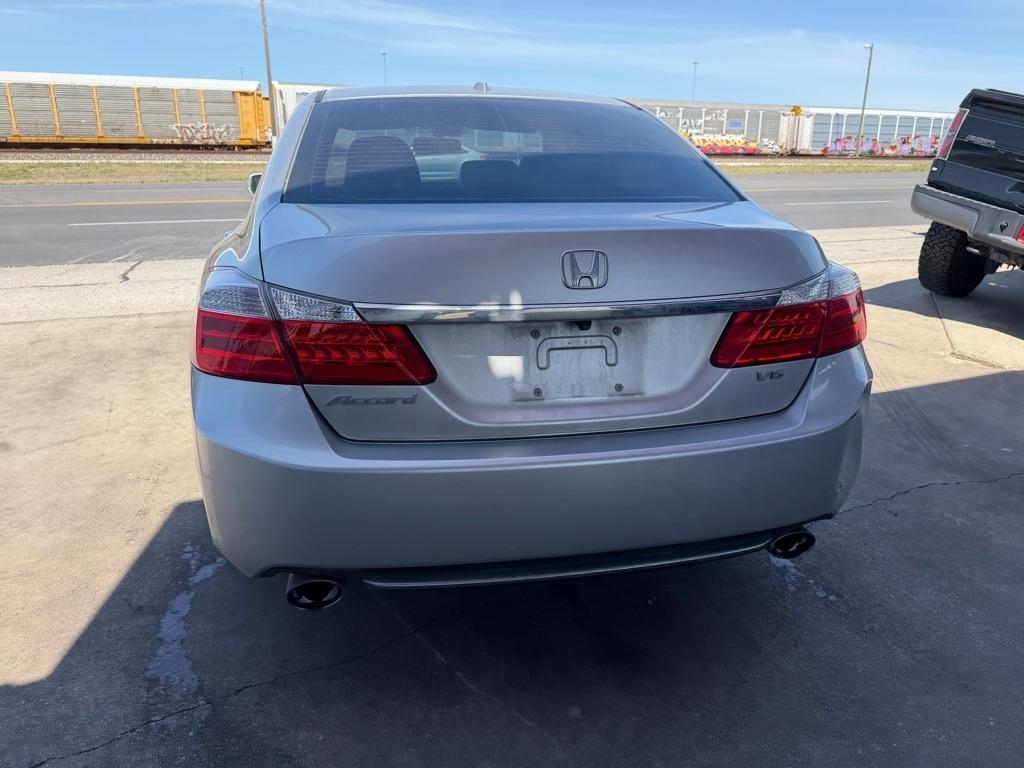Honda Accord EX-L V6 Sedan AT 2015