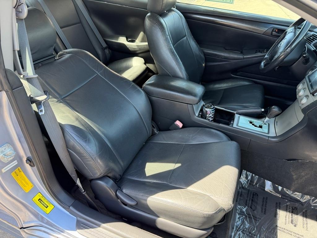 Toyota Camry Solara SE 2004