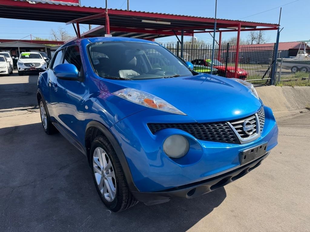 Nissan Juke S FWD 2012