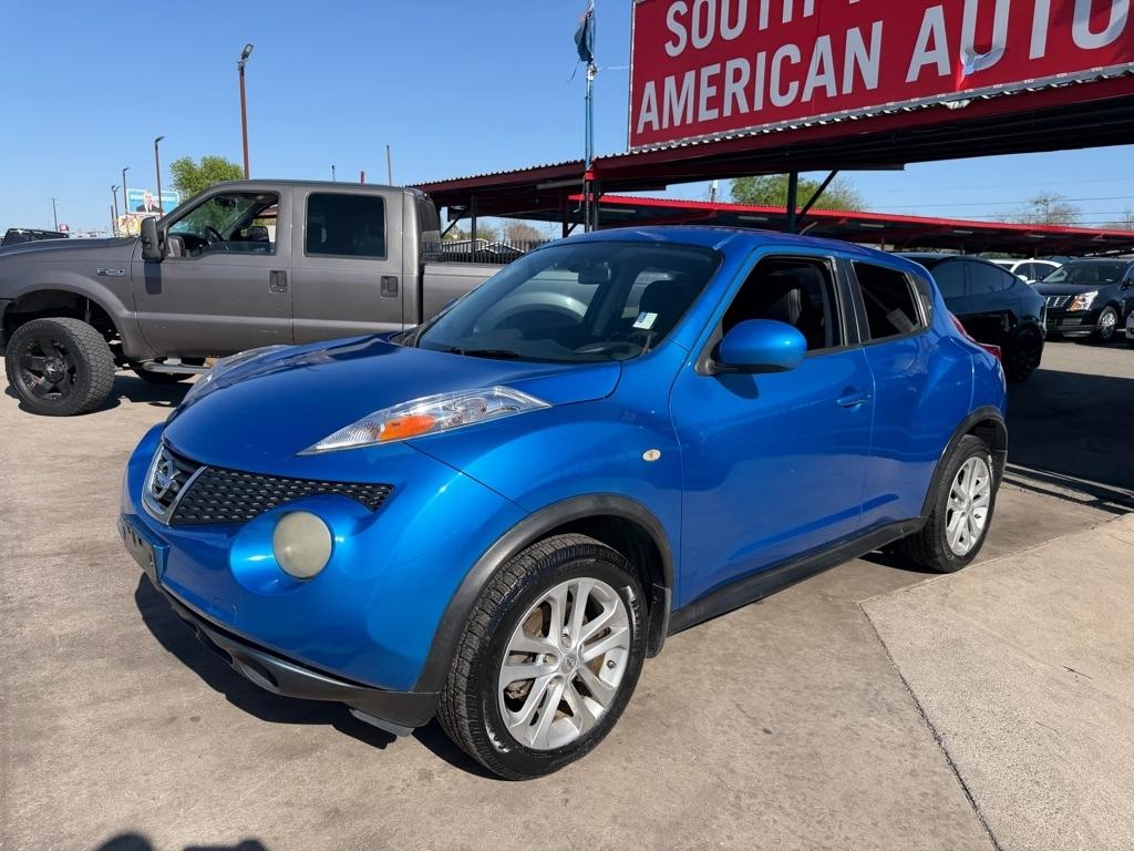 Nissan Juke S FWD 2012