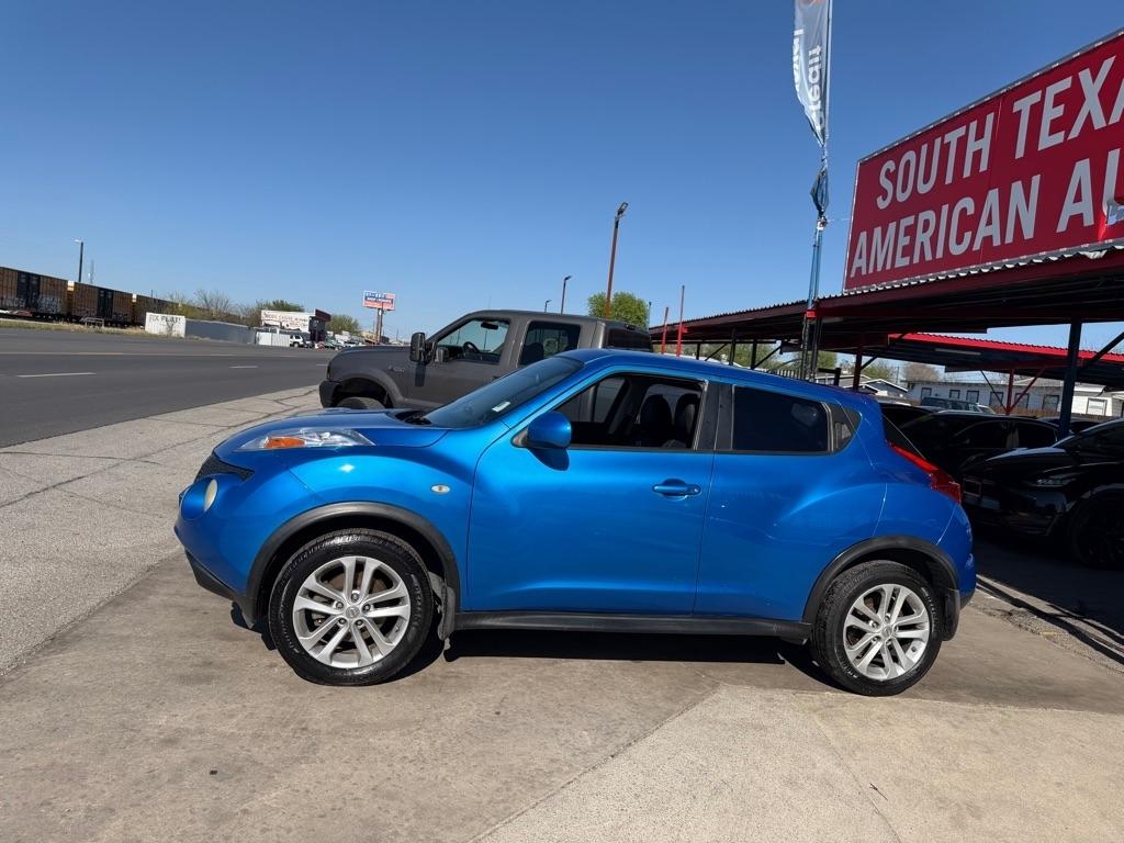 Nissan Juke S FWD 2012