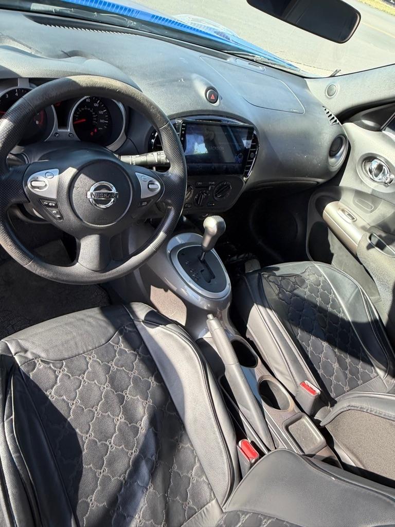 Nissan Juke S FWD 2012