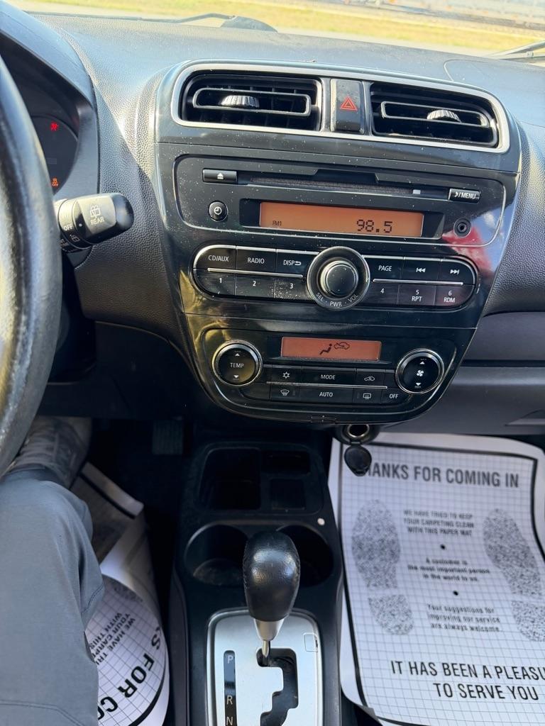 Mitsubishi Mirage DE 2015