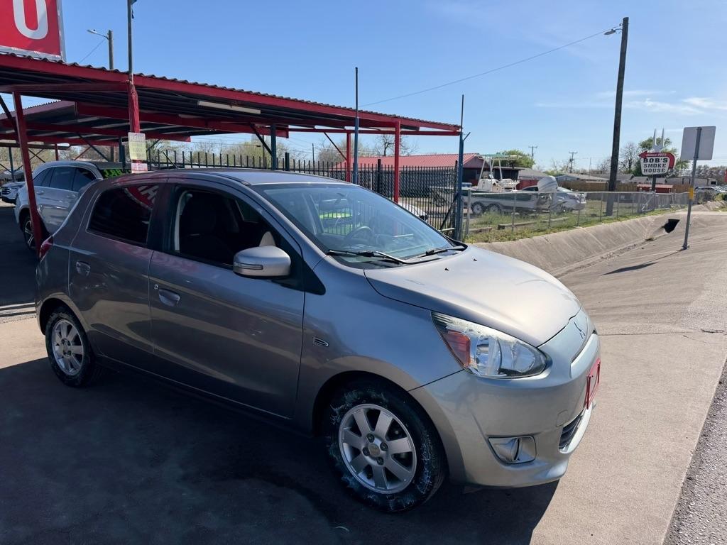 Mitsubishi Mirage DE 2015