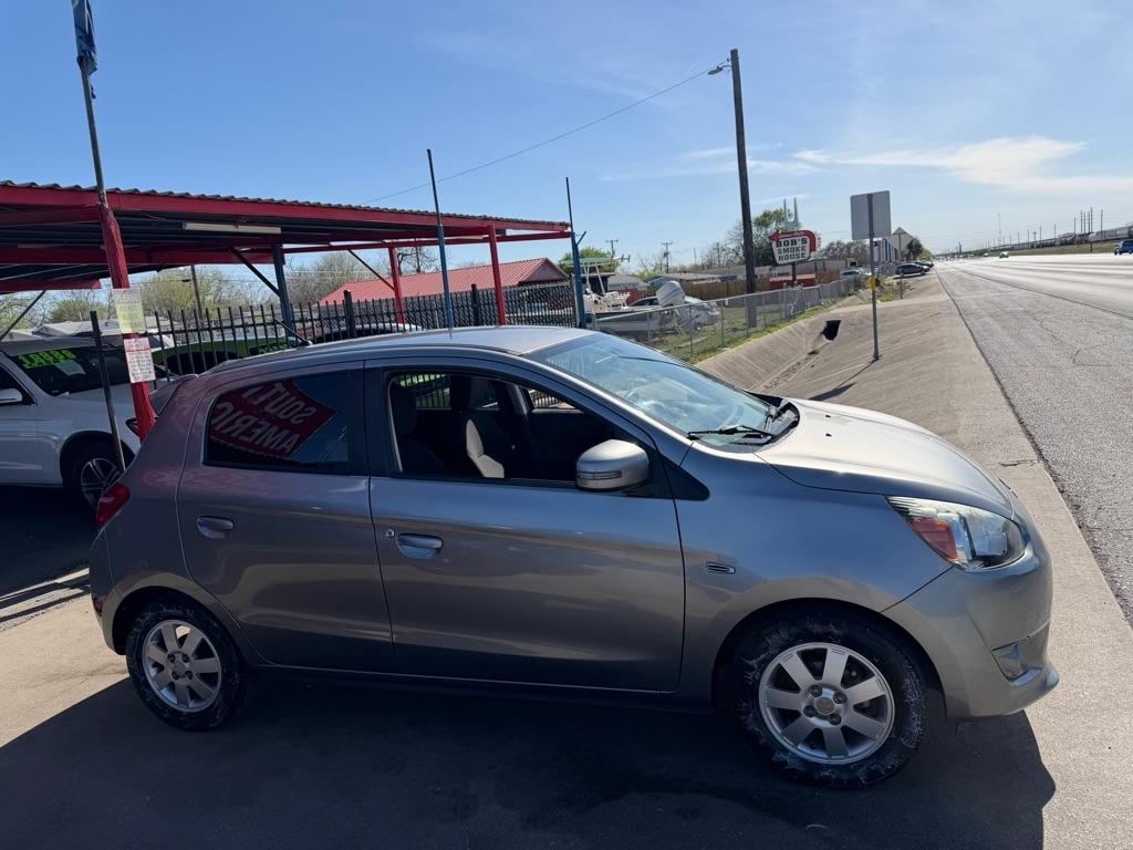 Mitsubishi Mirage DE 2015