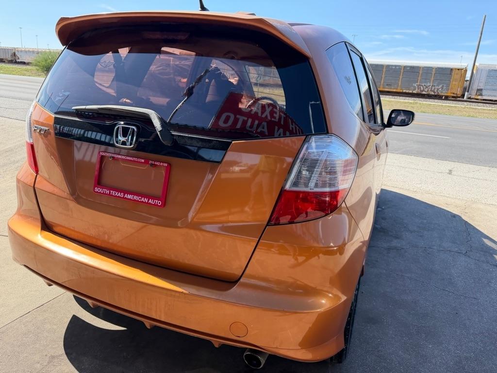 Honda Fit Sport 5-Speed AT 2010