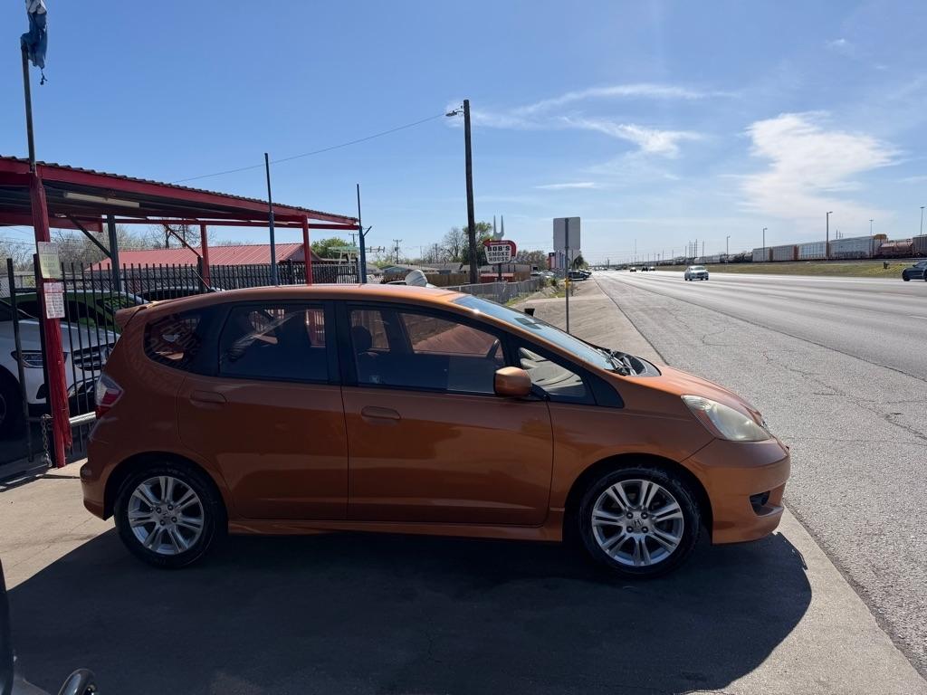 Honda Fit Sport 5-Speed AT 2010