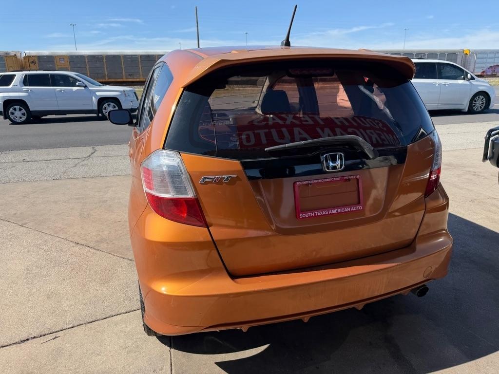 Honda Fit Sport 5-Speed AT 2010