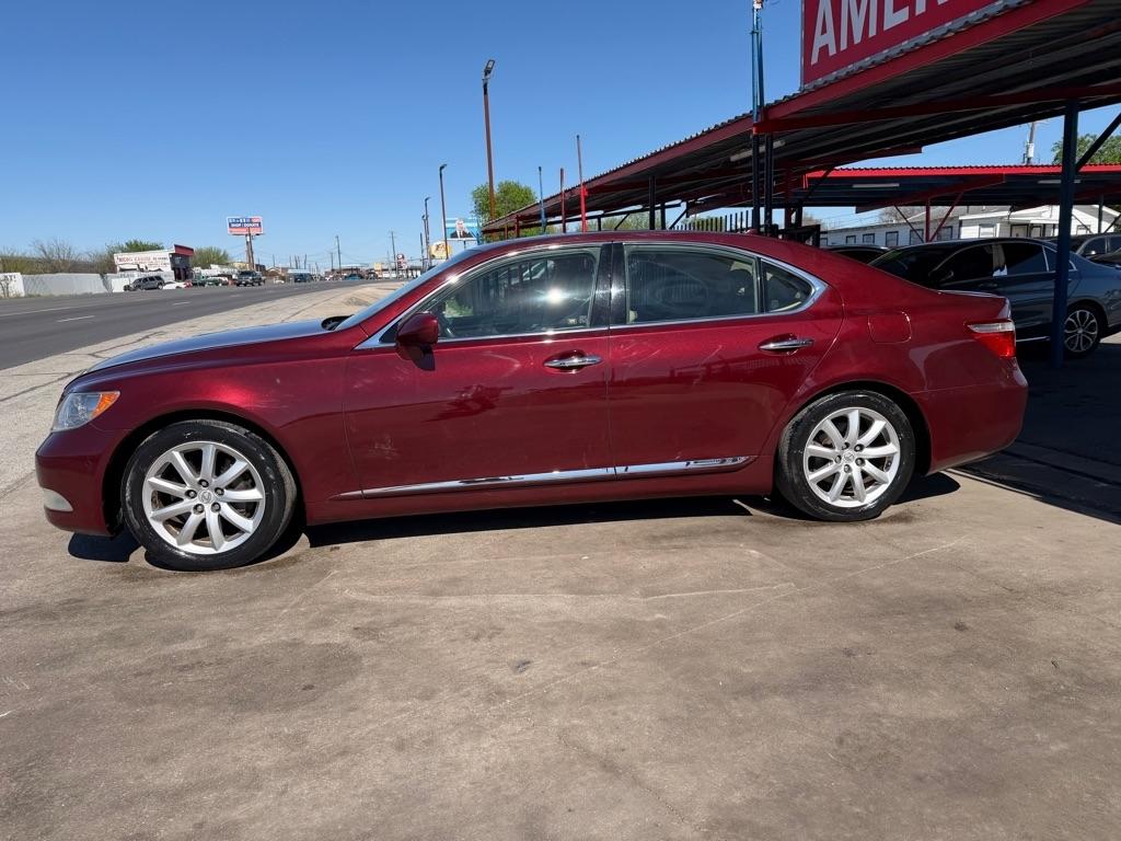 Lexus LS 460 Luxury Sedan 2008