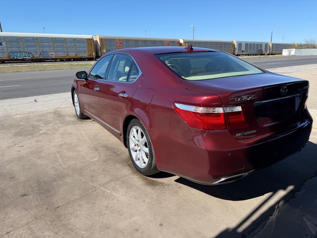 Lexus LS 460 Luxury Sedan 2008