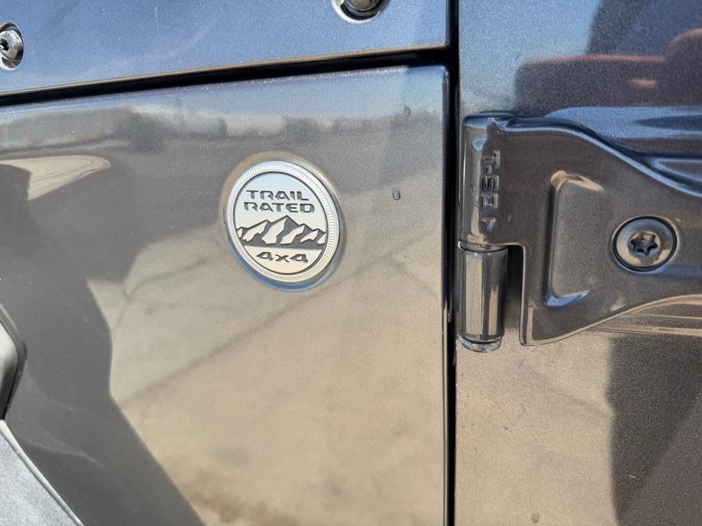 Jeep Wrangler Unlimited Sport 2018