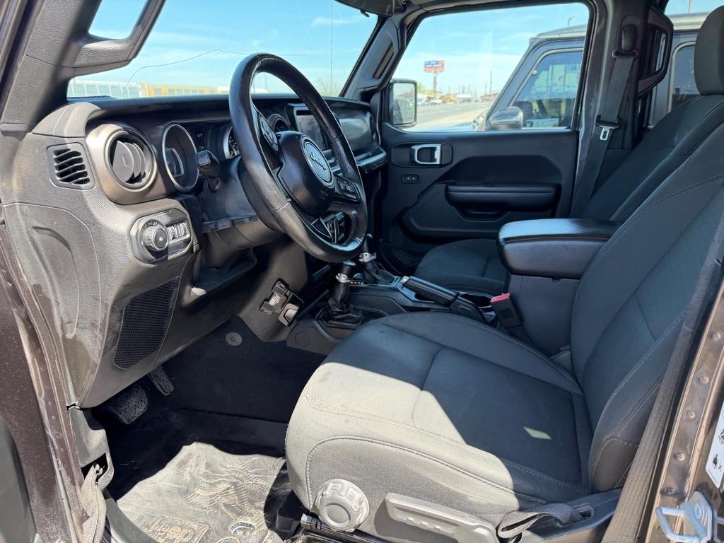 Jeep Wrangler Unlimited Sport 2018