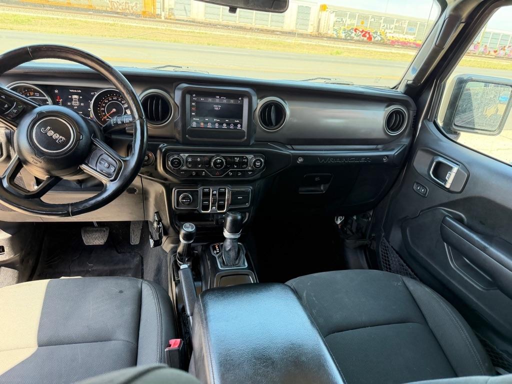 Jeep Wrangler Unlimited Sport 2018