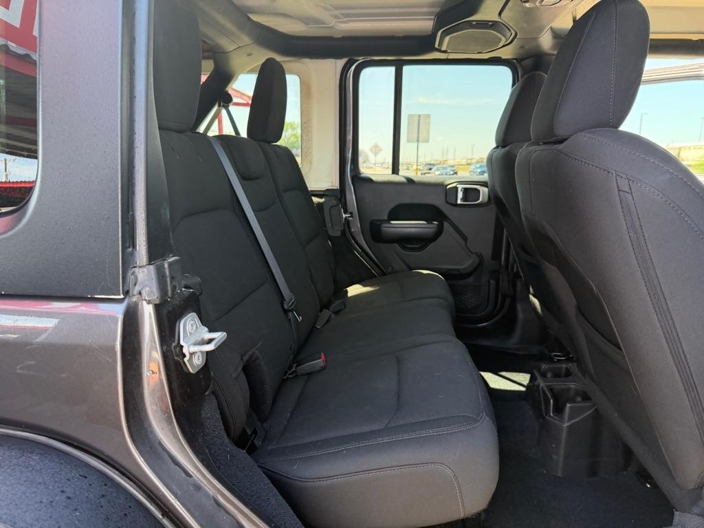 Jeep Wrangler Unlimited Sport 2018