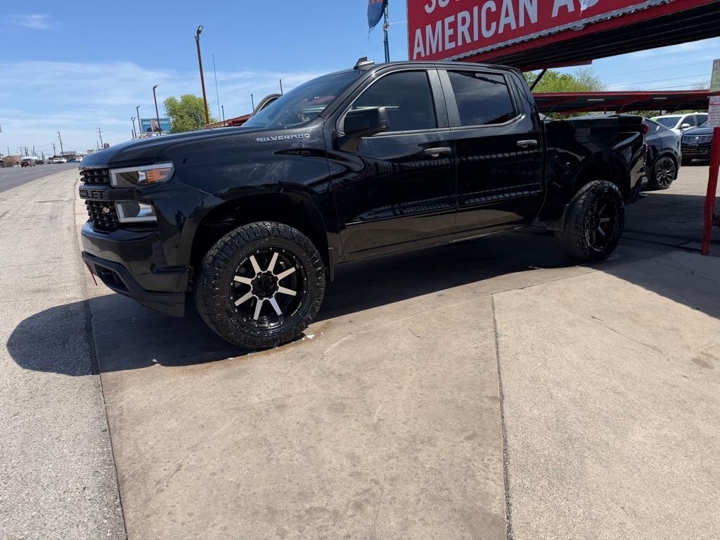 2020 Chevrolet Silverado 1500 Custom Crew Cab Long Box 2WD
