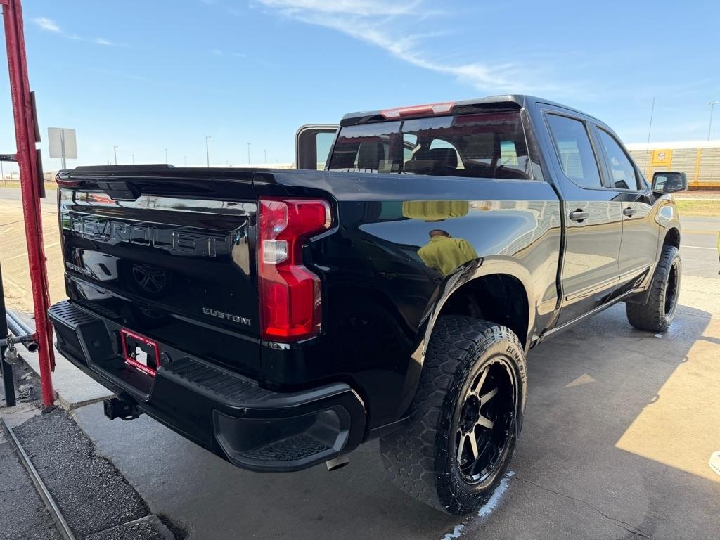 Chevrolet Silverado 1500 Custom Crew Cab Long Box 2WD 2020