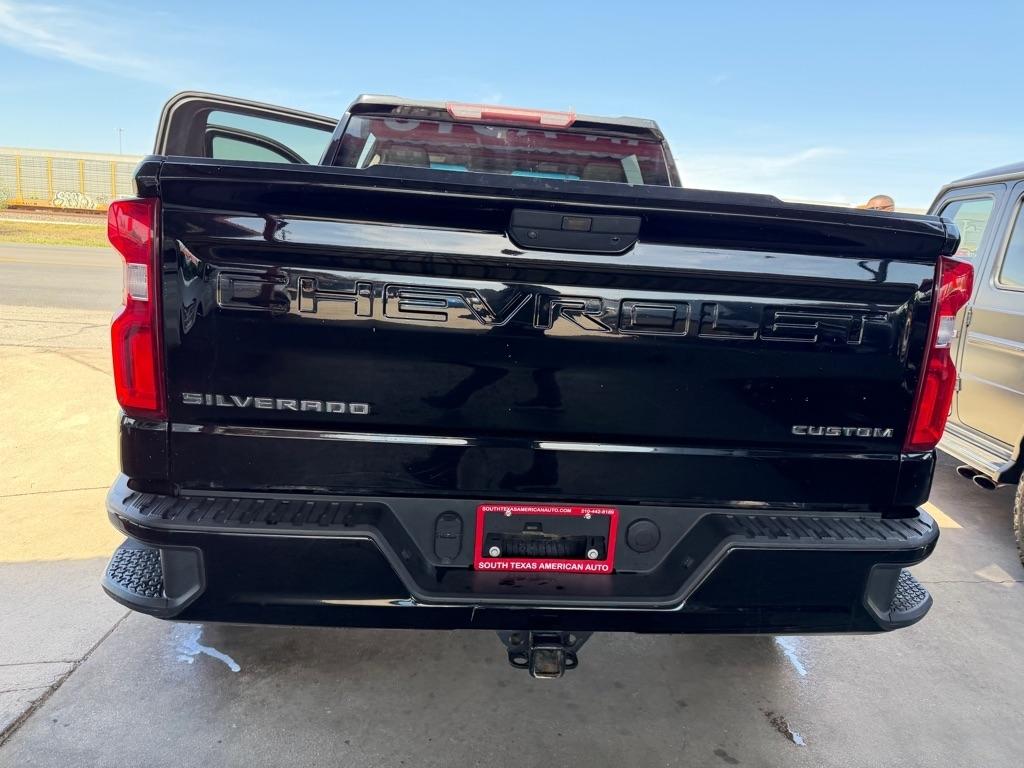 Chevrolet Silverado 1500 Custom Crew Cab Long Box 2WD 2020