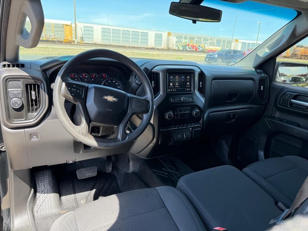 Chevrolet Silverado 1500 Custom Crew Cab Long Box 2WD 2020