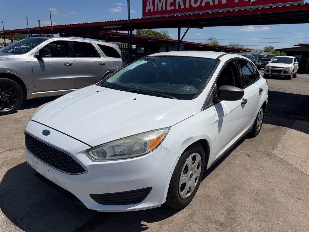 Ford Focus S Sedan 2016