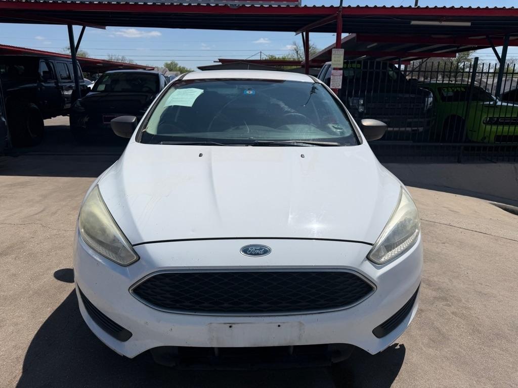 Ford Focus S Sedan 2016
