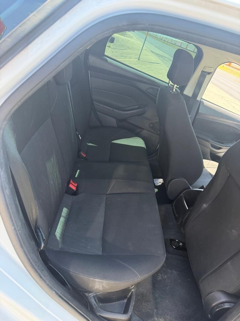 Ford Focus S Sedan 2016