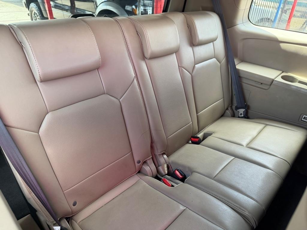 Honda Pilot EX-L 4WD 5-Spd AT with DVD 2010