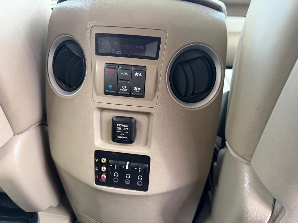 Honda Pilot EX-L 4WD 5-Spd AT with DVD 2010