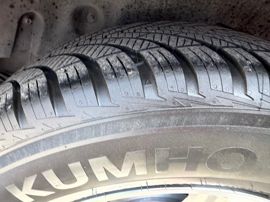 Honda Pilot EX-L 4WD 5-Spd AT with DVD 2010