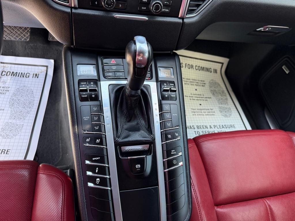 Porsche Macan S 2015