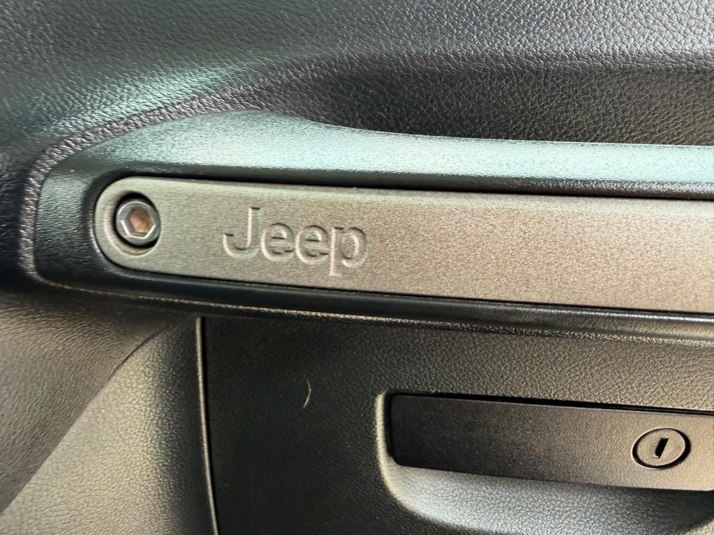 Jeep Wrangler Unlimited Sport 4WD 2012