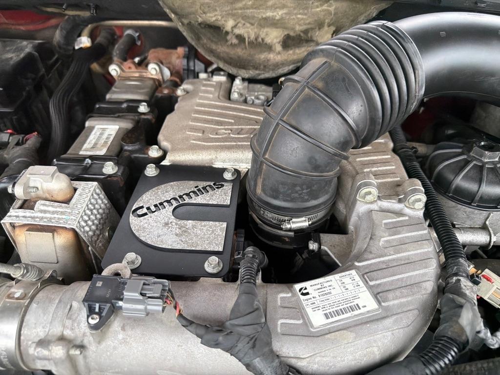 Nissan Titan XD SL 2WD Diesel 2017