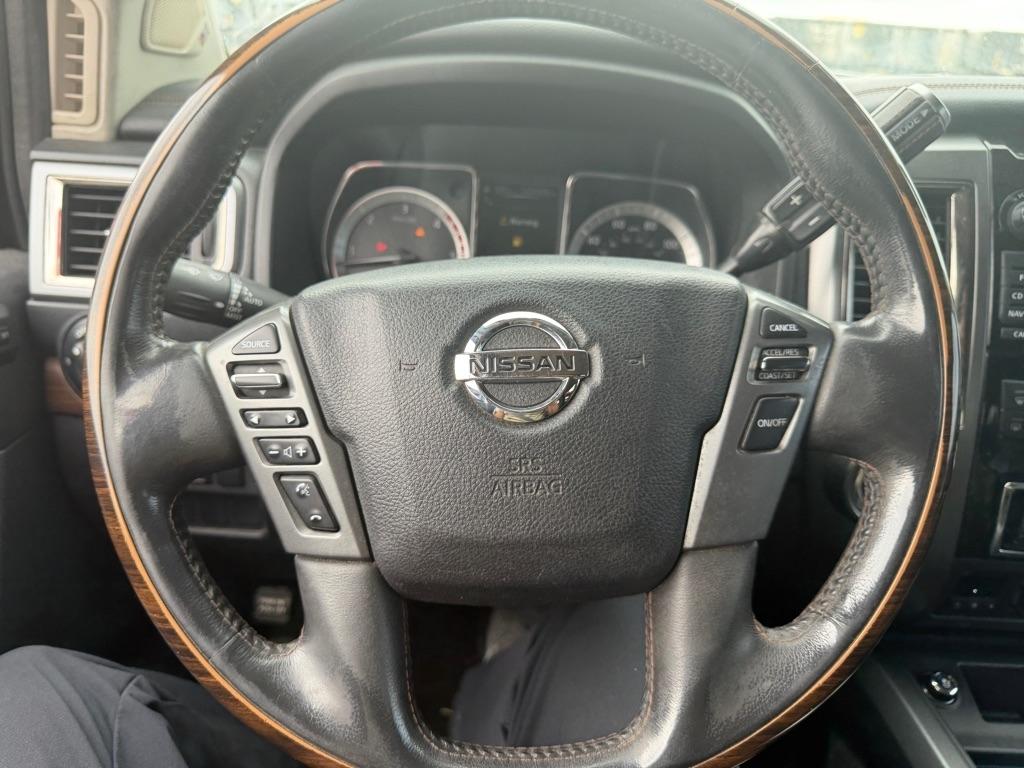 Nissan Titan XD SL 2WD Diesel 2017